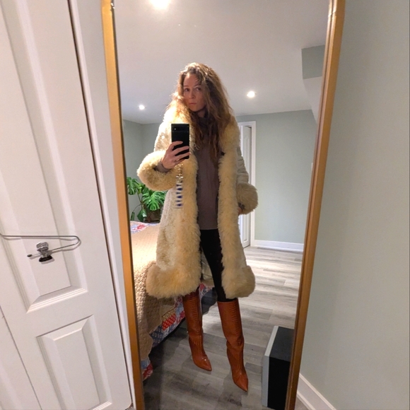 Stunning sheepskin and faux fur 70s Coat - Picture 1 of 7